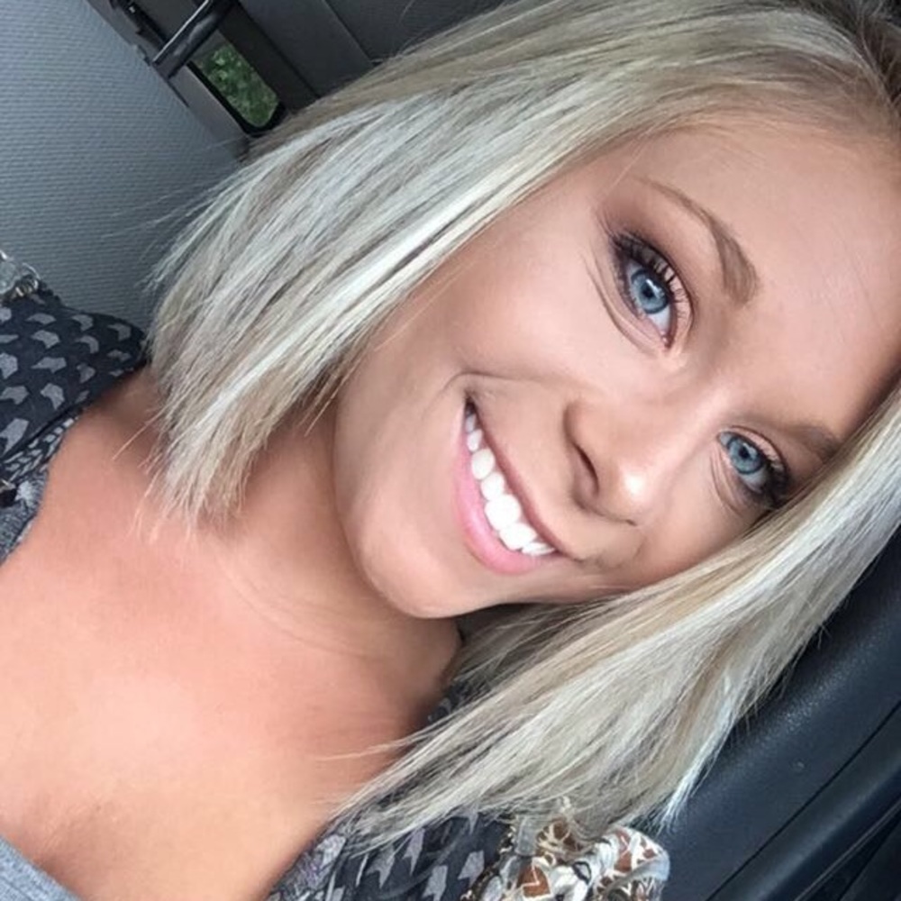 Meet your Posher, Katelyn